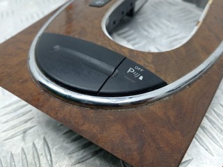 Накладка декоративная, ориг. номер 2118213058, A2118213058, Mercedes E W211 2002-2006