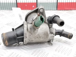 Корпус термостата, ориг. номер 95517661, Opel Zafira 2003-2006