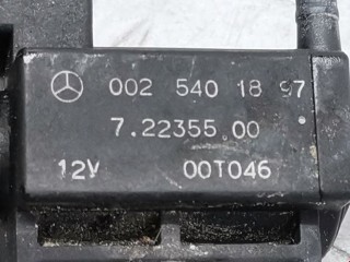 Клапан воздушный, ориг. номер A0025401897, 72235500, Mercedes C W203 2000-2004