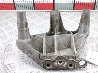 Кронштейн двигателя, ориг. номер 13226751, 90539247, Opel Astra 1998-2009
