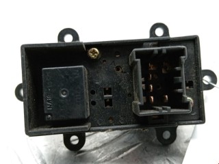 Кнопка стеклоподъемника, ориг. номер 935811D500, Honda Accord 1998-2002