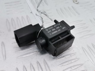 Клапан воздушный Volkswagen Passat 1996-2001, бензин, 037906283C
