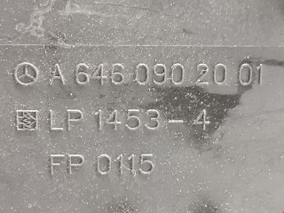 Корпус воздушного фильтра, ориг. номер A6460902001, Mercedes C W204 2007-2011