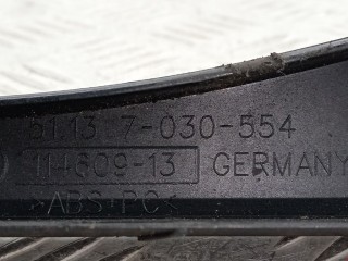 Ус под фару правый, ориг. номер 51137030554, 51137043410, BMW 3 E46 1997-2003