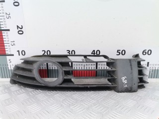 Заглушка (решетка) в бампер Volkswagen Passat 2000-2005, универсал, 3B0853665H