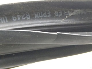 Уплотнитель капота, Fiat Stilo 2001-2004