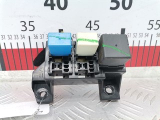 Блок реле Kia Sorento 2002-2006, 913403E062