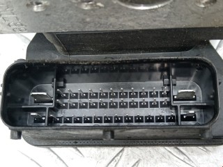 Блок ABS, ориг. номер 589203Z910, AA112741, Hyundai i40 2011-2015