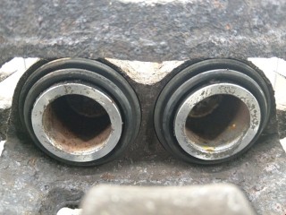 Суппорт передний левый, ориг. номер 581103E100, Kia Sorento 2002-2006