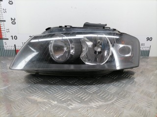Фара правая, ориг. номер 8P0941004L, 1305235722, Audi A3 2004-2008