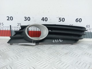 Заглушка (решетка) в бампер Opel Astra 1998-2009, хетчбэк 5 дв., 13126025