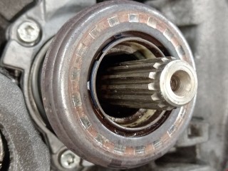 КПП механическая (МКПП) 5-ступенчатая, ориг. номер T4C394, 55565138, Opel Astra 2006-2014