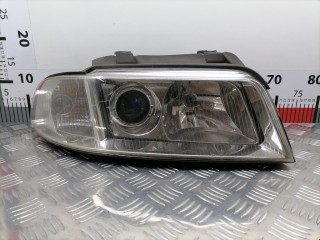 Фара правая Audi A4 1999-2001, 8D0941030AK