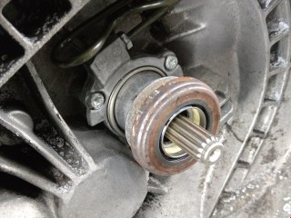КПП механическая (МКПП) 5-ступенчатая, ориг. номер 55355489, 55558145, Opel Astra 1998-2009