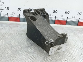 Кронштейн компрессора кондиционера Ford Focus 2007-2011, МКПП