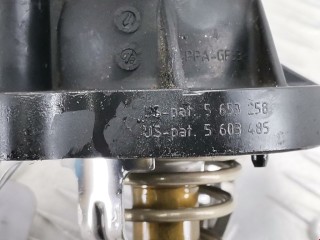 Корпус термостата, ориг. номер 4M5G-FC, 1566316, Ford Focus 2004-2008