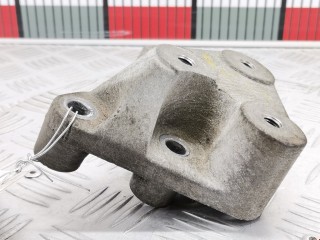 Кронштейн, ориг. номер 90575142, Opel Astra 1998-2009
