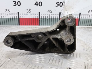 Кронштейн Opel Astra 1998-2009, хетчбэк 5 дв., 90575142