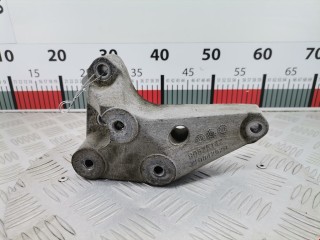 Кронштейн, ориг. номер 90575142, 90538555, Opel Zafira 2008-2014