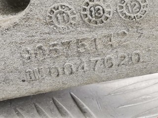 Кронштейн, ориг. номер 90575142, 90538555, Opel Zafira 2008-2014
