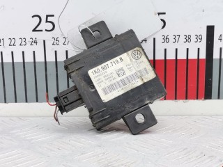 Блок комфорта Audi A3 2004-2008, 1K0907719B