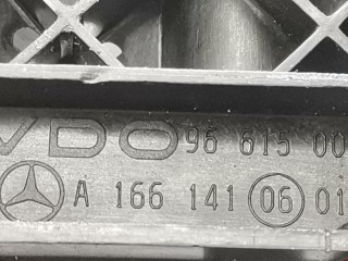 Коллектор выпускной, ориг. номер A1684904719, Mercedes A W168 1997-2001