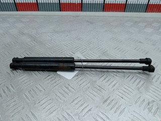 Амортизатор стекла багажника Volkswagen Touareg 2002-2007, внедорожник 5 дв., 7L6845587A