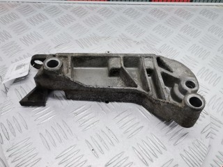 Кронштейн двигателя Opel Vectra 1999-2002, 9156953