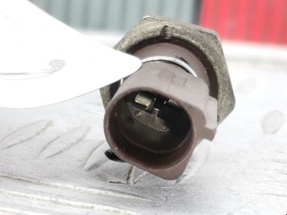 Датчик давления масла, ориг. номер 038919081D, Volkswagen Passat 2000-2005