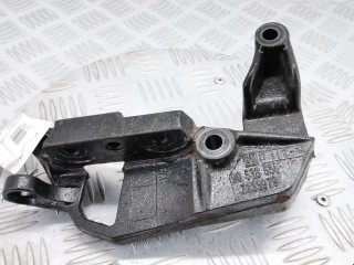 Кронштейн двигателя Opel Zafira 1999-2003, дизель, 90538558