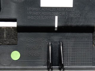 Накладка декоративная на торпедо, ориг. номер VP6H5XA014L20, Land Rover Freelander 2003-2006