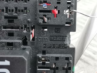 Блок реле, ориг. номер 7N0937503, 13949771, Volkswagen Passat 2011-2015