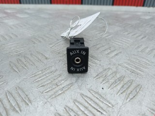 Разъем AUX / USB, ориг. номер 5M0035724, Volkswagen Passat 2005-2010