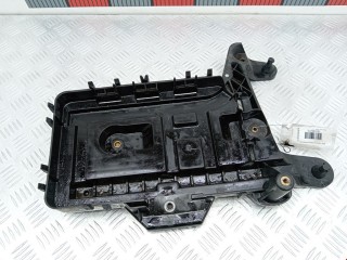 Полка аккумулятора, ориг. номер 1K0915333C, 1K0915333H, Volkswagen Tiguan 2006-2011