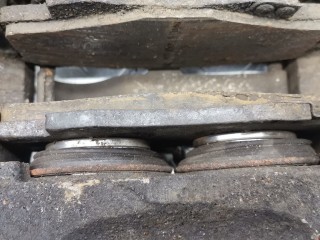 Суппорт передний правый, ориг. номер 477300K071, Toyota Hilux 2005-2008