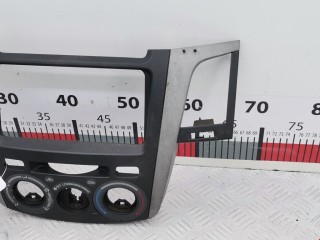 Рамка под магнитолу, ориг. номер 554200K010, Toyota Hilux 2005-2008