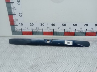 Молдинг крышки багажника Opel Astra 1994-2002, хетчбэк 5 дв., 90521513