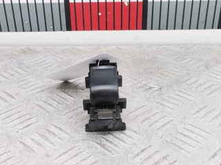 Кнопка стеклоподъемника, ориг. номер 848100D030, 1928298, Toyota Auris 2006-2010