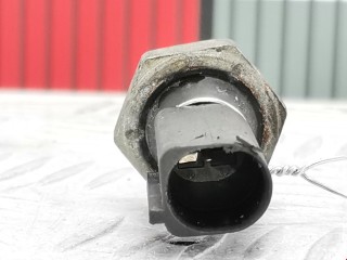 Датчик давления масла, ориг. номер 06A919081D, 06A919081F, Volkswagen Touran 2003-2006