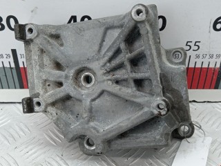 Кронштейн компрессора кондиционера, ориг. номер MR398285, Mitsubishi Lancer 2003-2010
