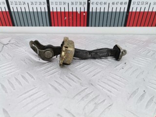 Ограничитель открывания двери передней, ориг. номер 804302F000, Nissan Primera 1996-2000