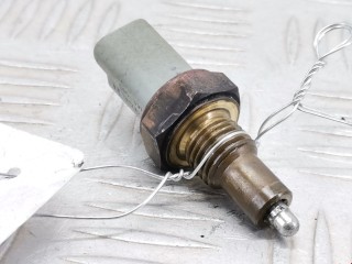 Датчик заднего хода (лягушка) Peugeot 206 1998-2003, 225753