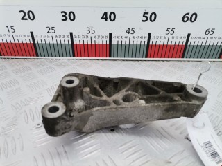 Кронштейн Opel Astra 2006-2014, хетчбэк 5 дв., 90575142