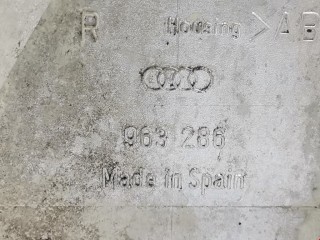 Поворотник правый, ориг. номер 8L0953050, 963286, Audi A3 1996-2000