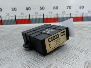 Блок комфорта Nissan Primera 1999-2002, 89001885