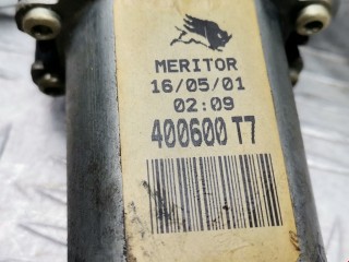 Стеклоподъемник передний правый, ориг. номер 400600T7, 80700BM706, Nissan Primera 1999-2002