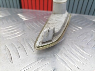 Повторитель передний правый, ориг. номер 13273104, Opel Astra 2006-2014