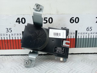 Усилитель антенны Audi A3 2008-2013, 8P4035225D