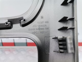 Накладка декоративная, ориг. номер 13257562, Opel Astra 2006-2014