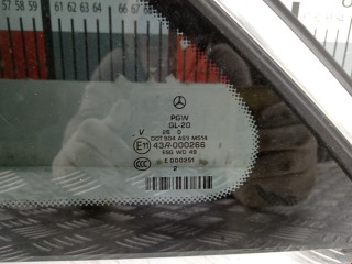 Стекло кузовное боковое левое, ориг. номер A2516703750, Mercedes R 2007-2010